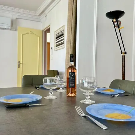 Holiday home The Ballon Park- Bright With Air Conditioning Parking And Terrace!